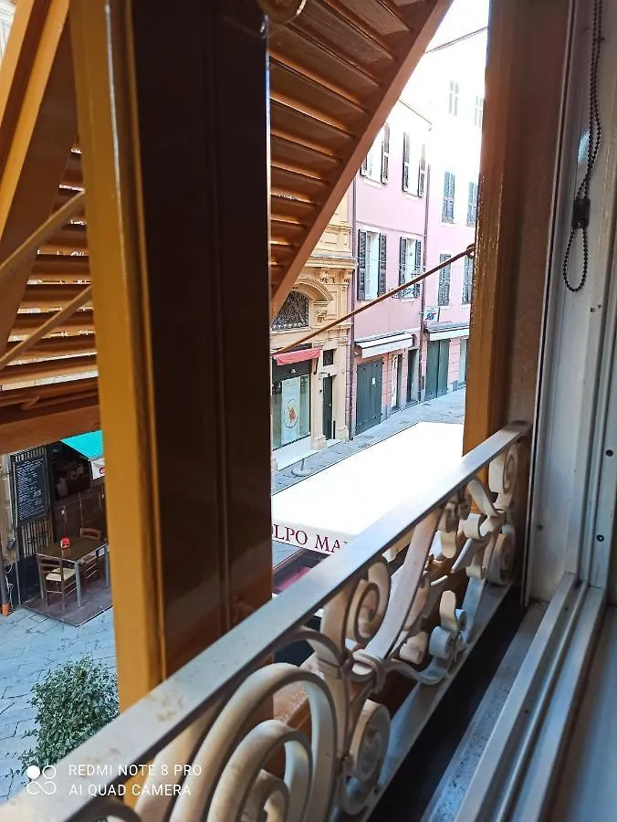Silent Bay Historical Apartment Sestri Levante Italy