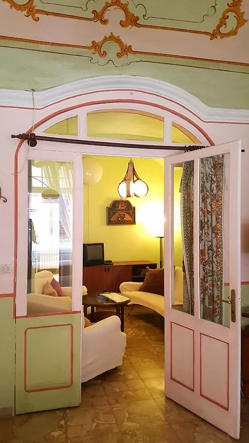 Silent Bay Historical Apartment Sestri Levante